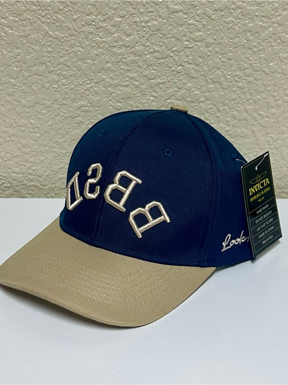 NWT Invicta BBSD SnapBack Hat Dark Navy Blue & Beige NEW